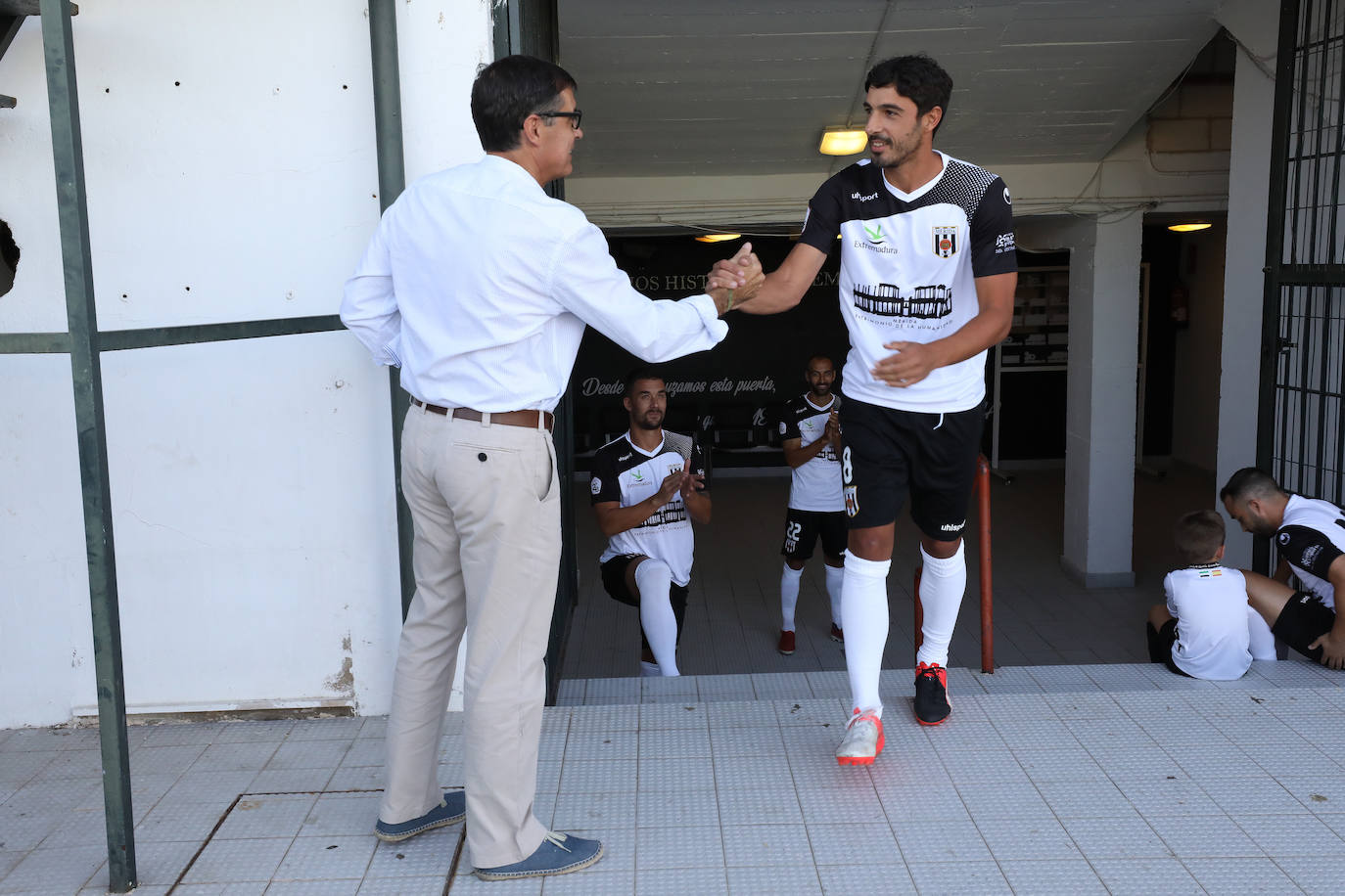 Fotos: Victoria del Mérida (3-0) ante el Villarrubia