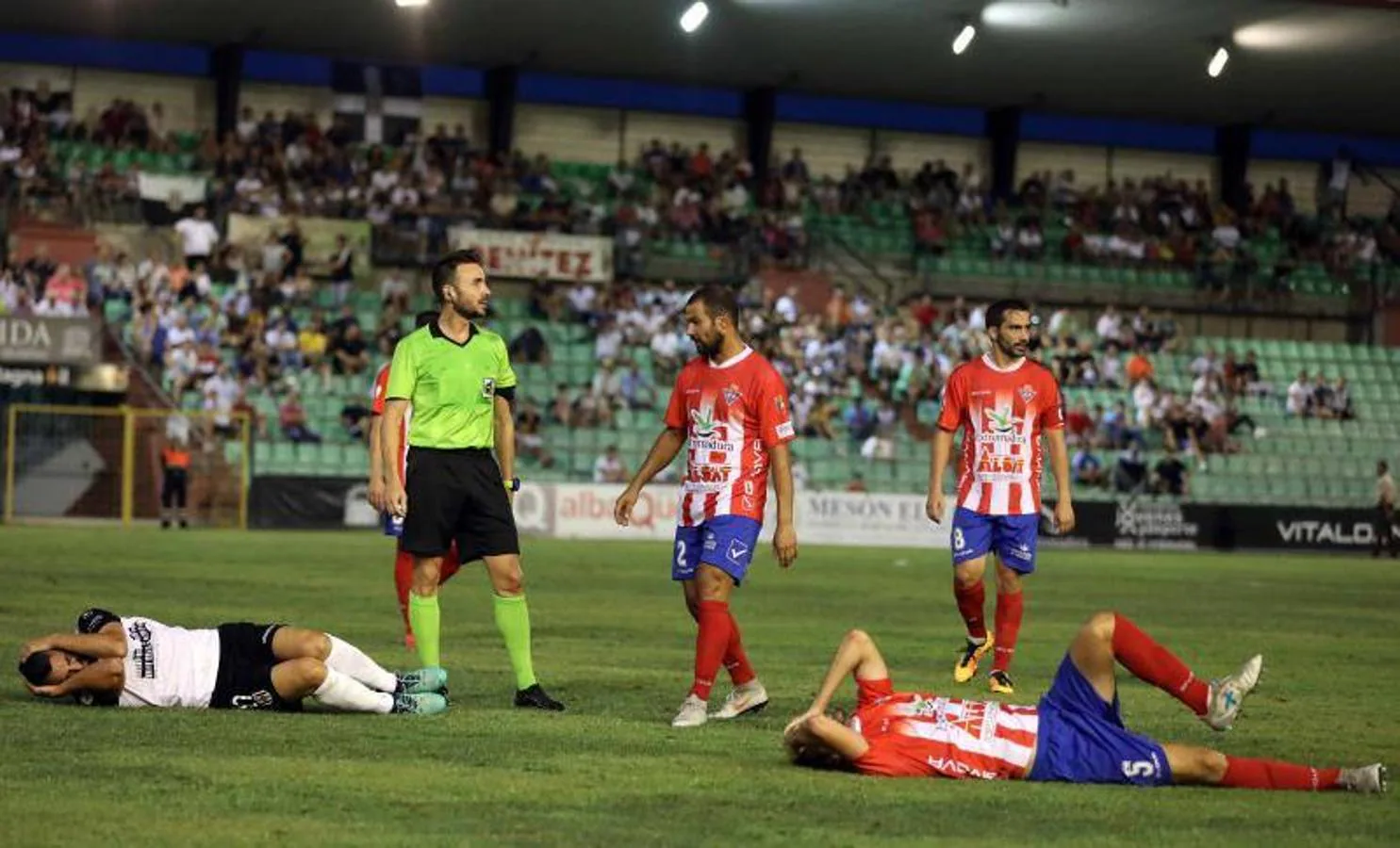 Fotos: Mérida 1-1 Don Benito