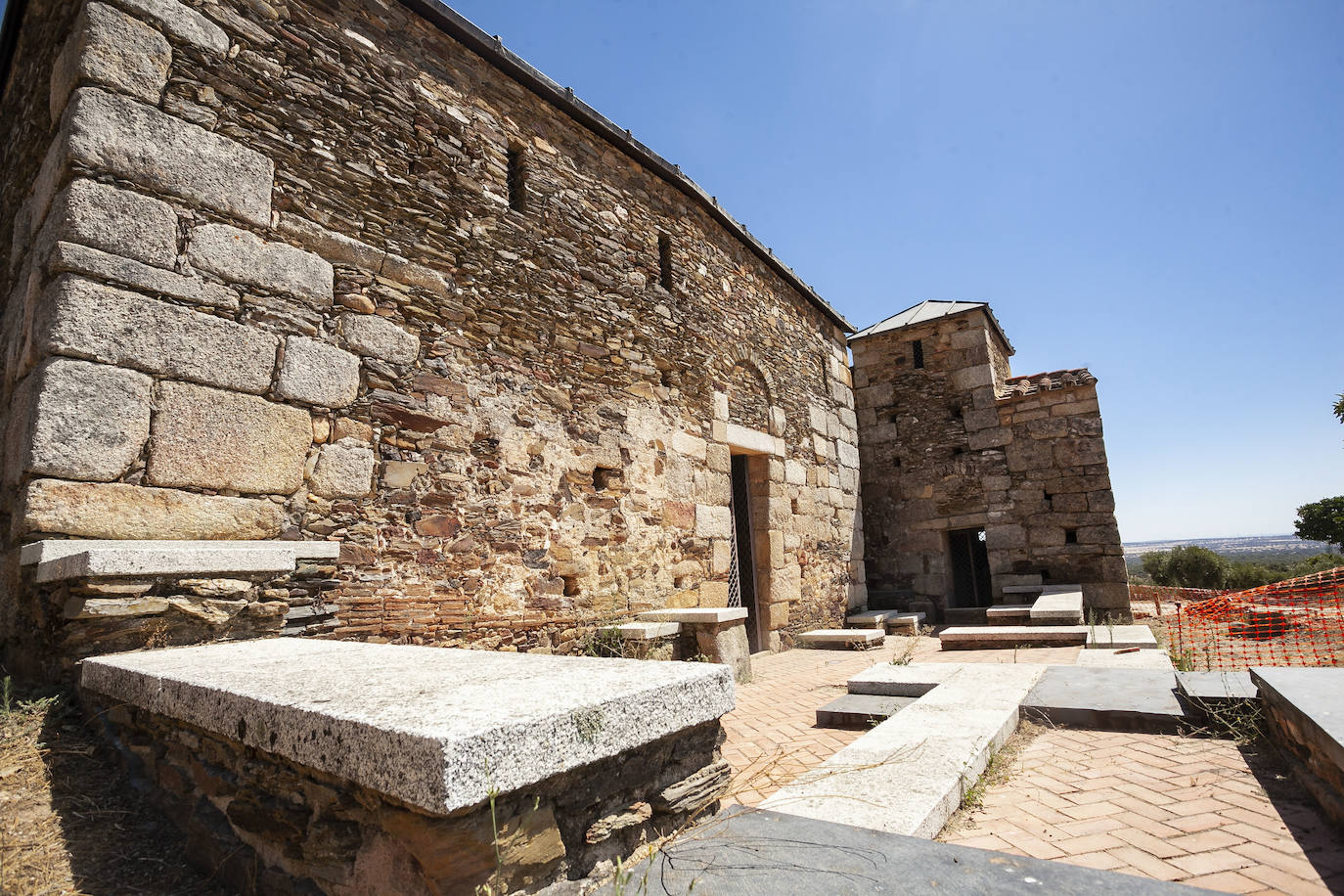 Fotos: Rincones con encanto: Santa Lucía del Trampal: La maravilla visigoda del sur peninsular
