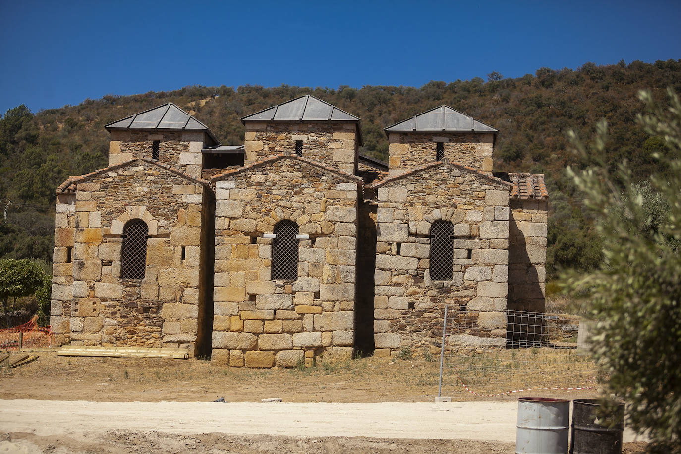 Fotos: Rincones con encanto: Santa Lucía del Trampal: La maravilla visigoda del sur peninsular