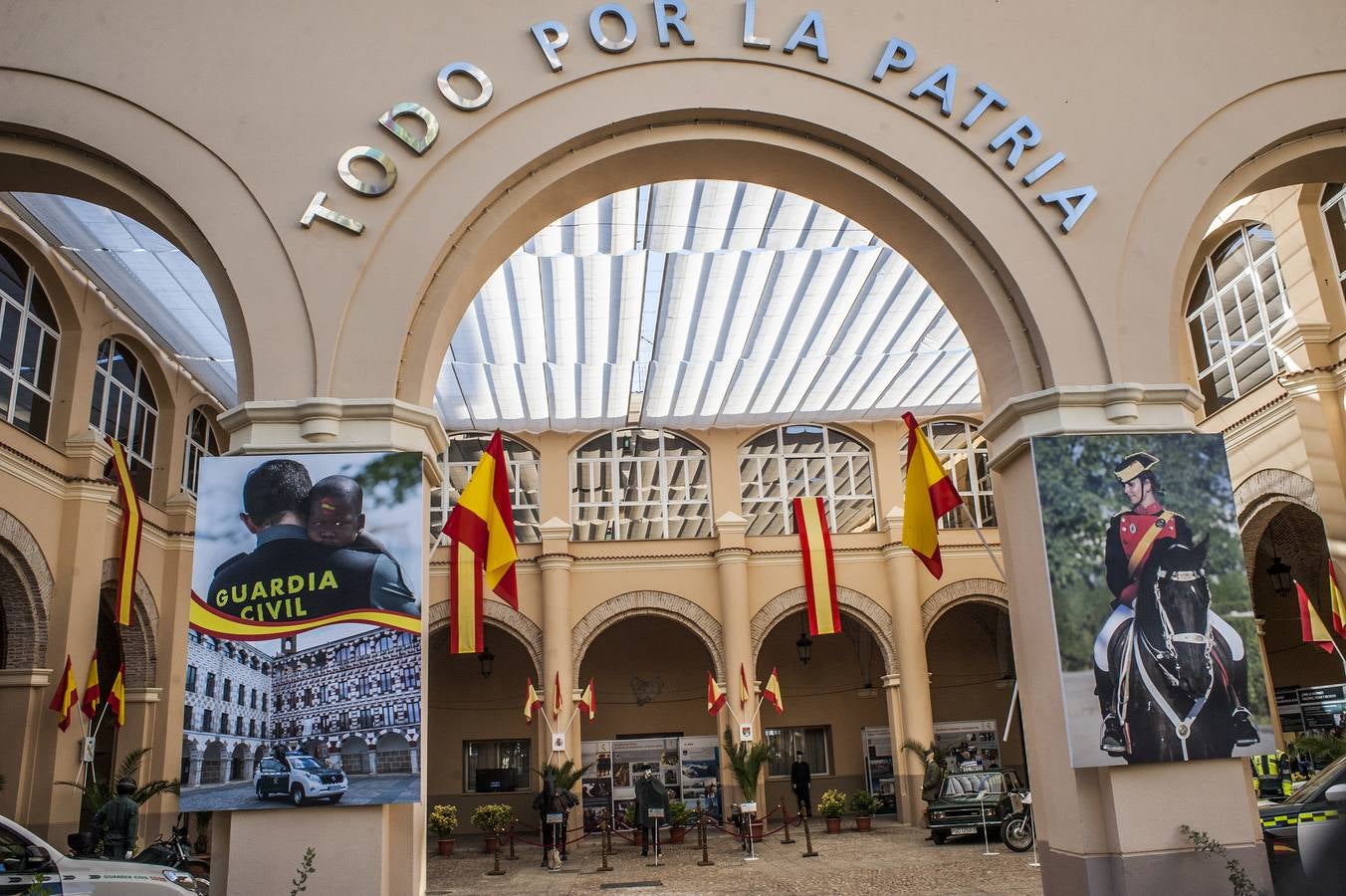 Fotos: Exposición sobre los 175 años de la Guardia Civil