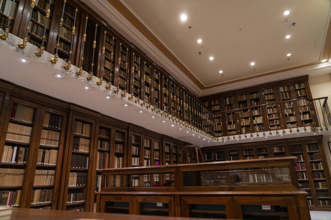 Biblioteca con los ejemplares que recopilaron Antonio Rodríguez-Moñino y su esposa, María Brey.