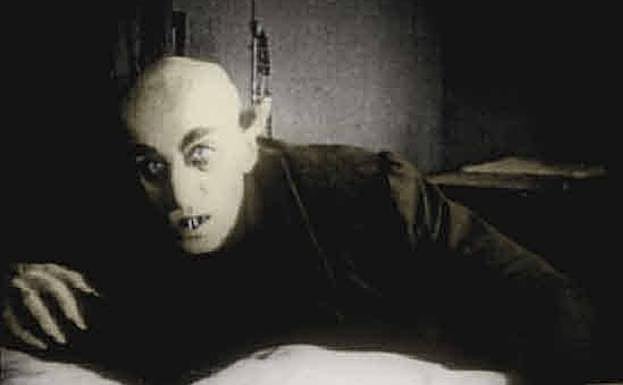 Max Schreck en una escena de la película 'Nosferatu' (1922), de Murnau 