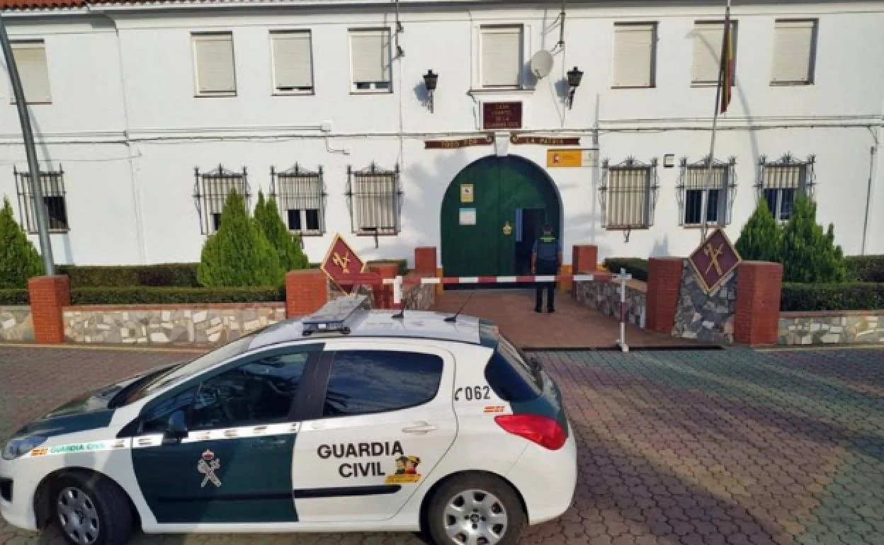 Cuartel de la Guardia Civil en Villafranca de los Barros:: 