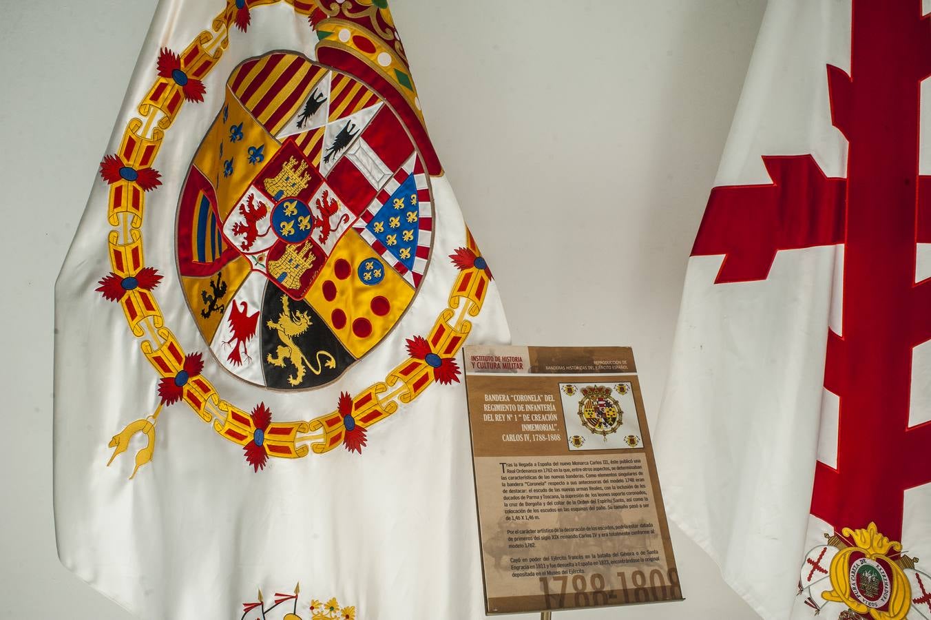 Fotos: &#039;Extremadura XI&#039; inaugura un ciclo de exposiciones en el Palacio de Capitanía