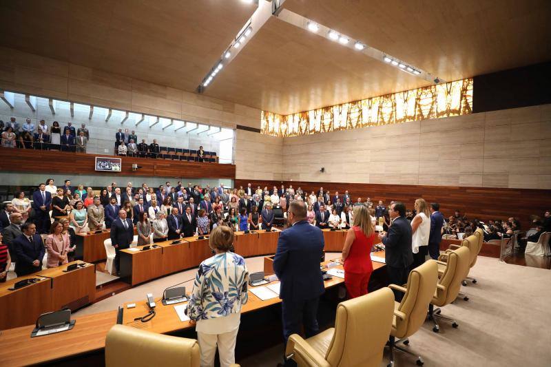 El presidente de la Junta incide en la mejora de las comunicaciones en el acto institucional del Día de Extremadura. 