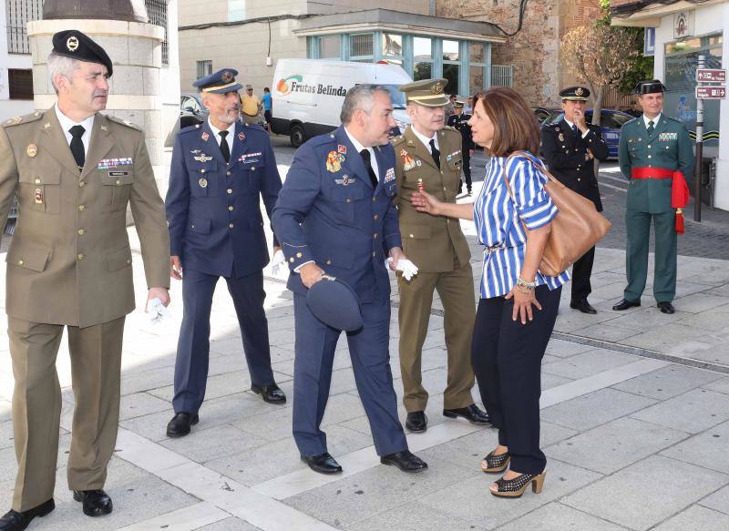 El presidente de la Junta incide en la mejora de las comunicaciones en el acto institucional del Día de Extremadura. 