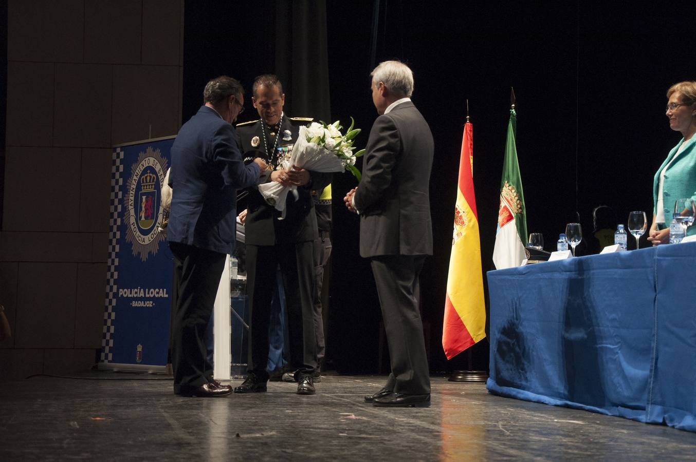 Fotos: La Policía Local de Badajoz celebró el día de su Patrona premiando a más de un centenar de personas