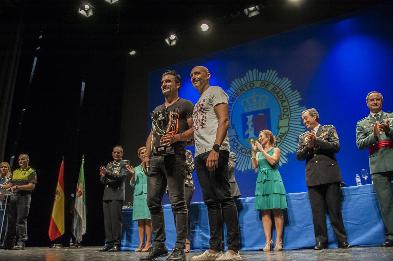 Fotos: La Policía Local de Badajoz celebró el día de su Patrona premiando a más de un centenar de personas