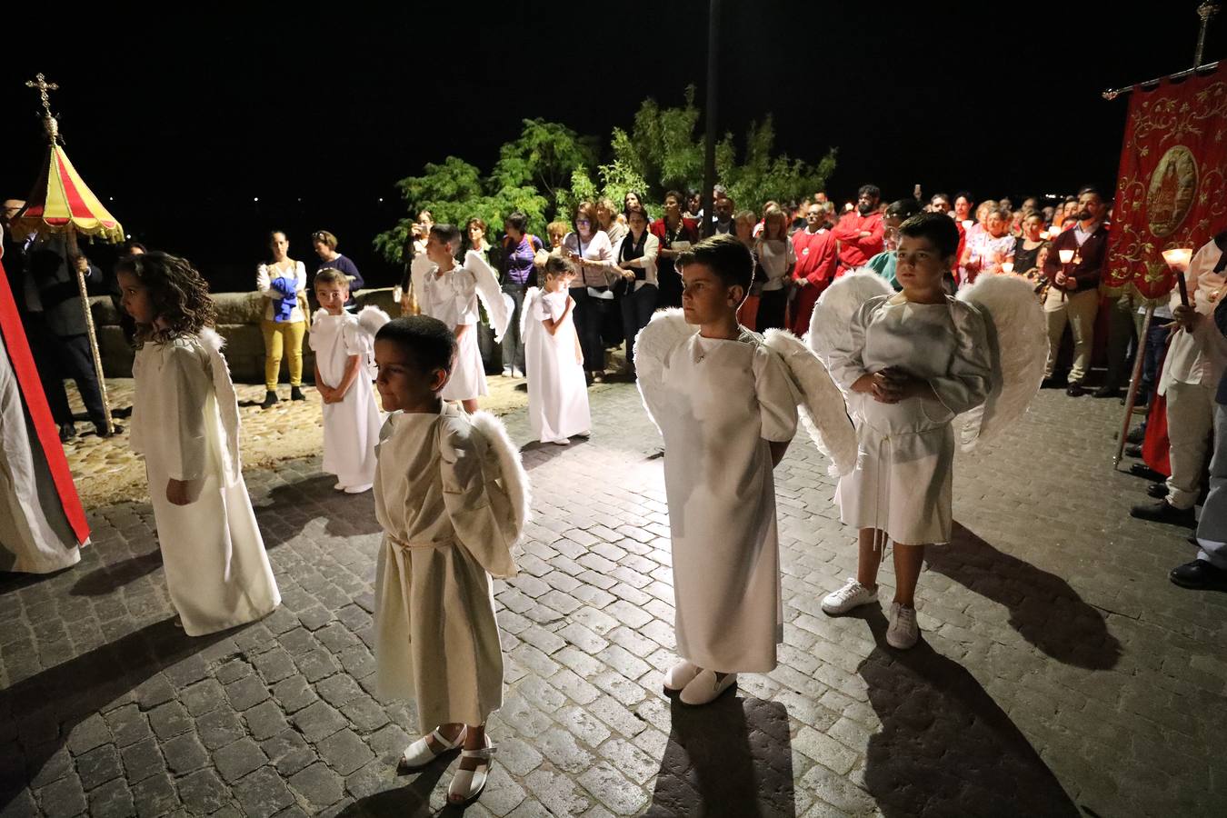 Fotos: El Via Martyrum de Santa Eulalia recreó el camino que hizo con sus 12 paradas