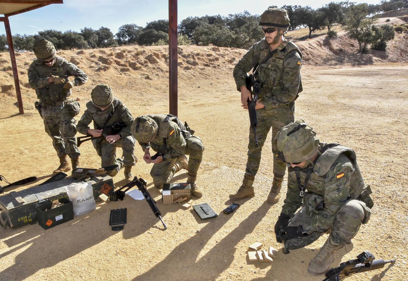 Fotos: 150 militares extremeños comienzan en noviembre su misión en Irak