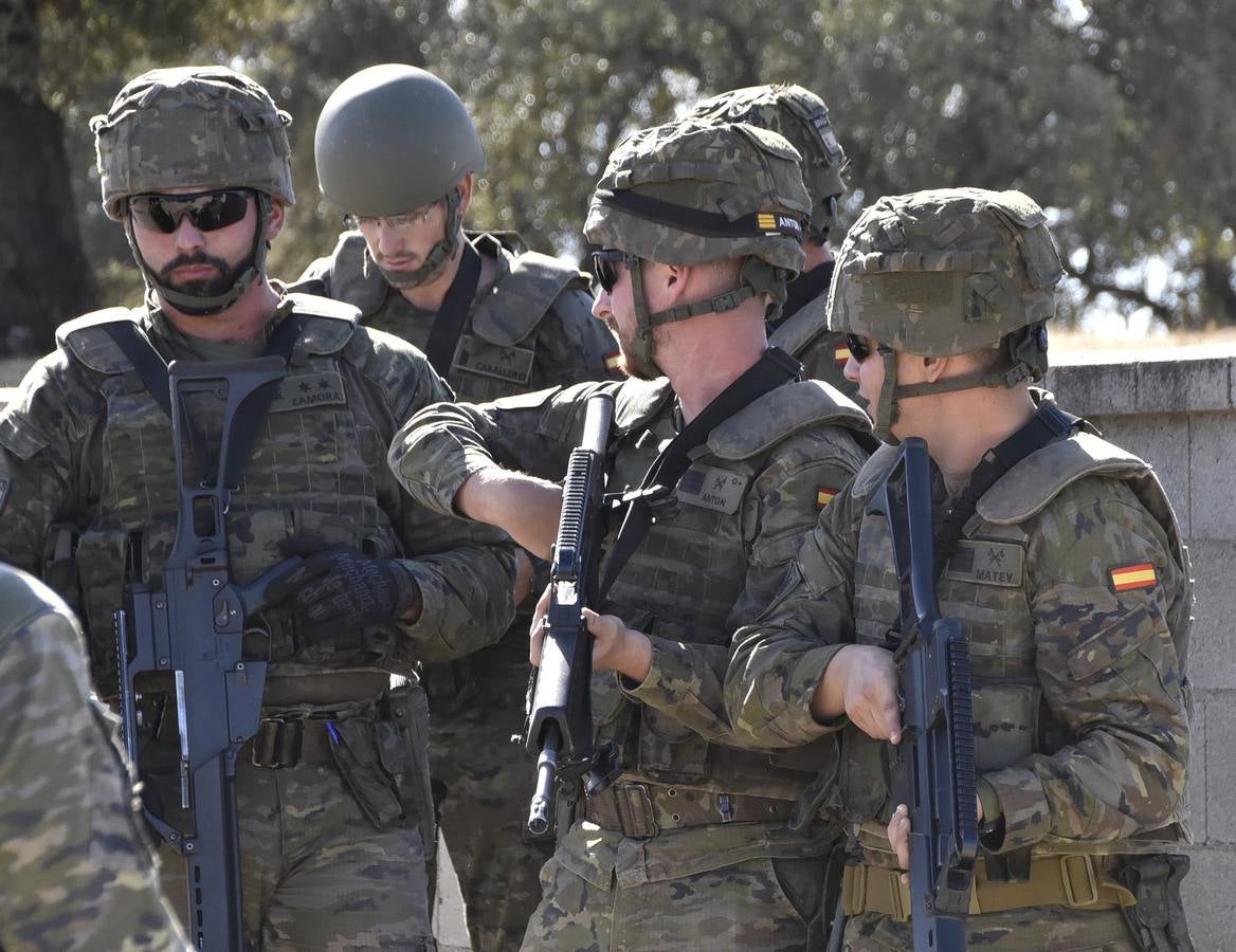 Fotos: 150 militares extremeños comienzan en noviembre su misión en Irak