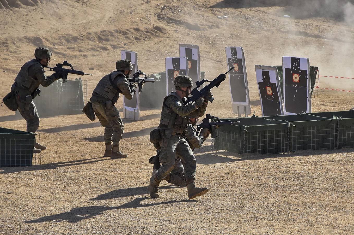 Fotos: 150 militares extremeños comienzan en noviembre su misión en Irak