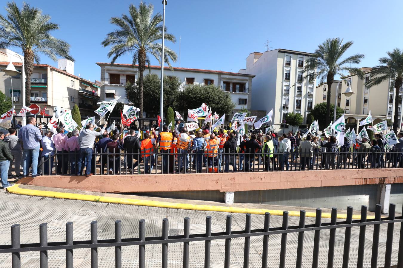Fotos: Trabajadores de Ambulancias Tenorio mantienen la huelga para el 1 de noviembre