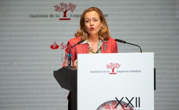 La ministra Calviño durante su intervención en el Congreso de la Empresa Familiar.