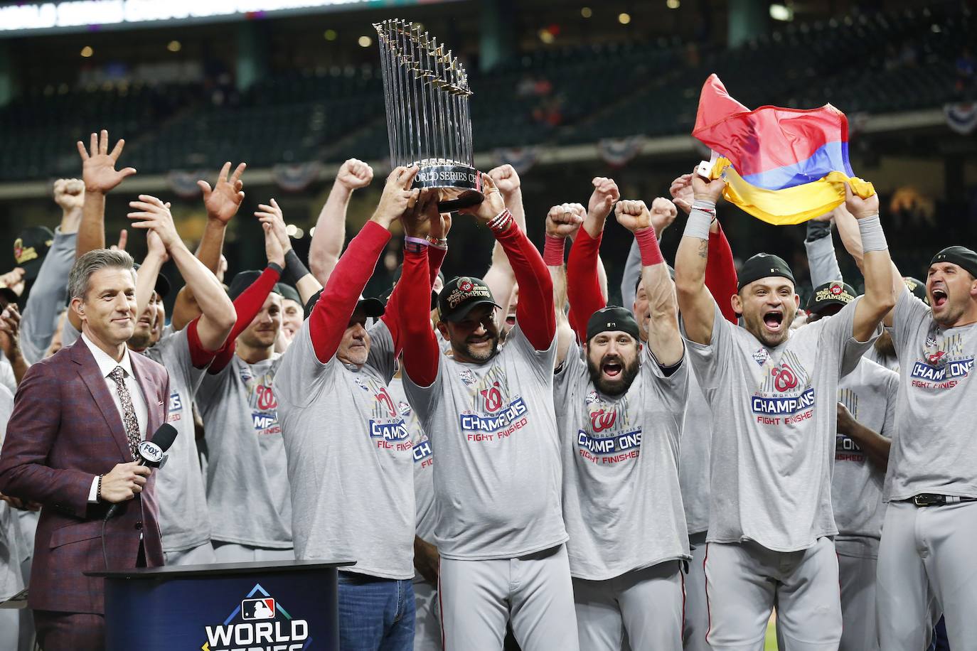 Los Washington Nationals se impusieron a los Houston Astros por 6-2 en el séptimo y decisivo juego, conquistando las Series Mundiales de béisbol por primera vez en su historia. 