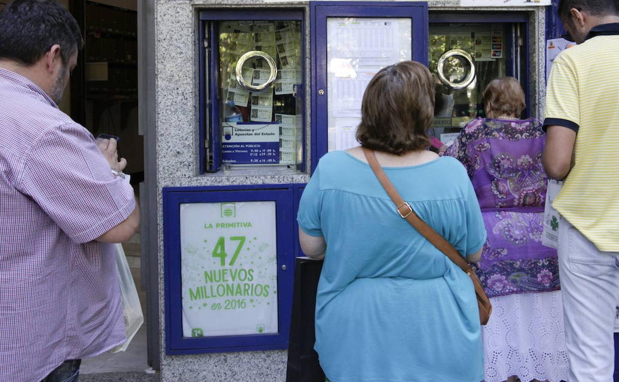 Un acertante de Plasencia gana 131.000 euros en el Euromillones