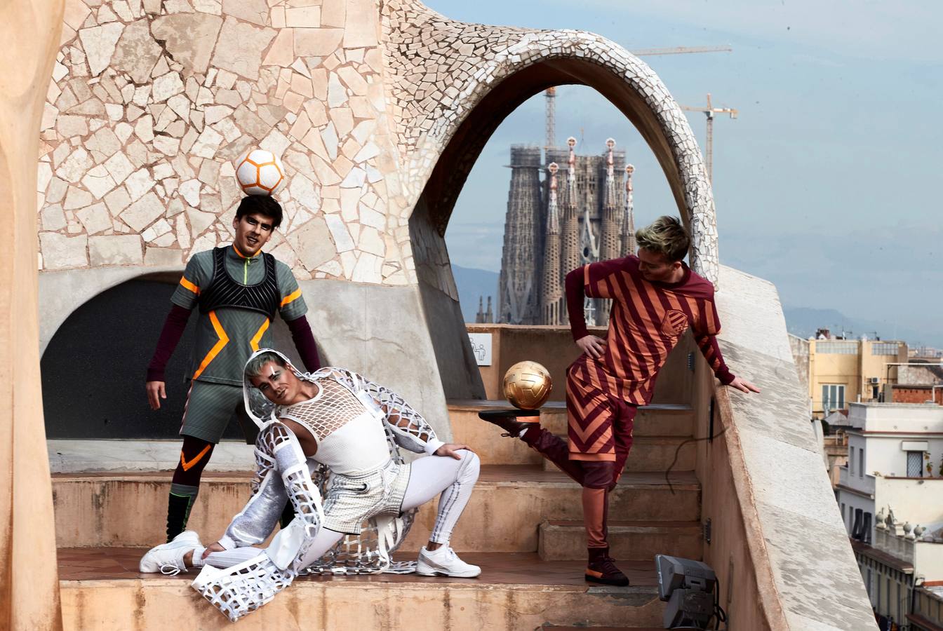 Fotos: El Cirque du Soleil desembarca en La Pedrera