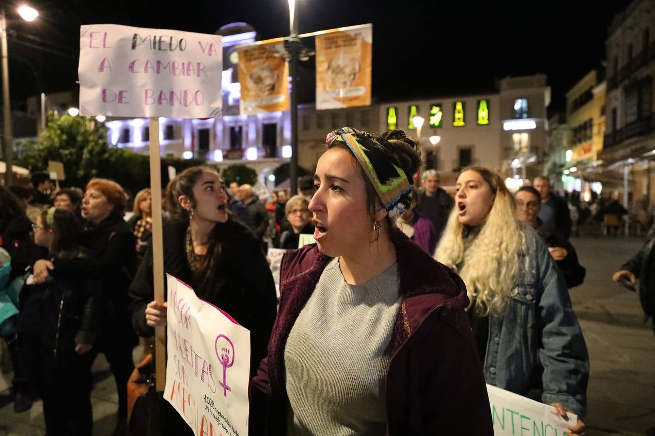 Manifestación contra la violencia de género en Mérida