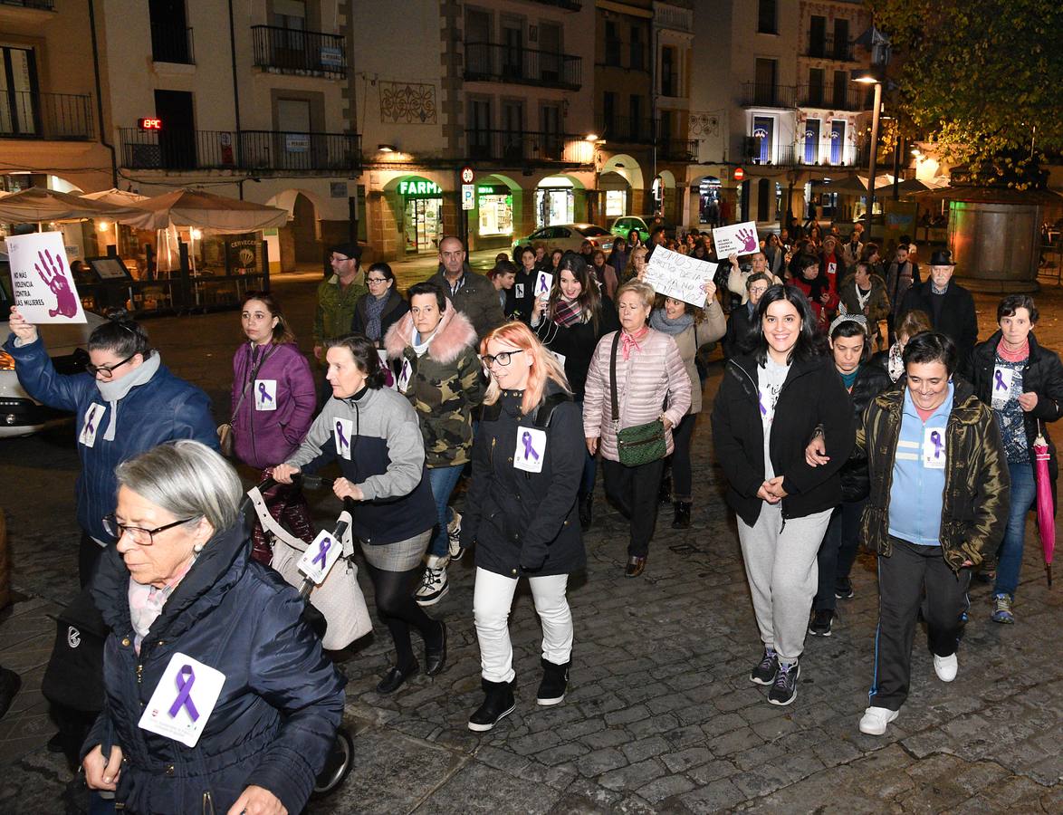 Manifestación contra la violencia de género en Plasencia