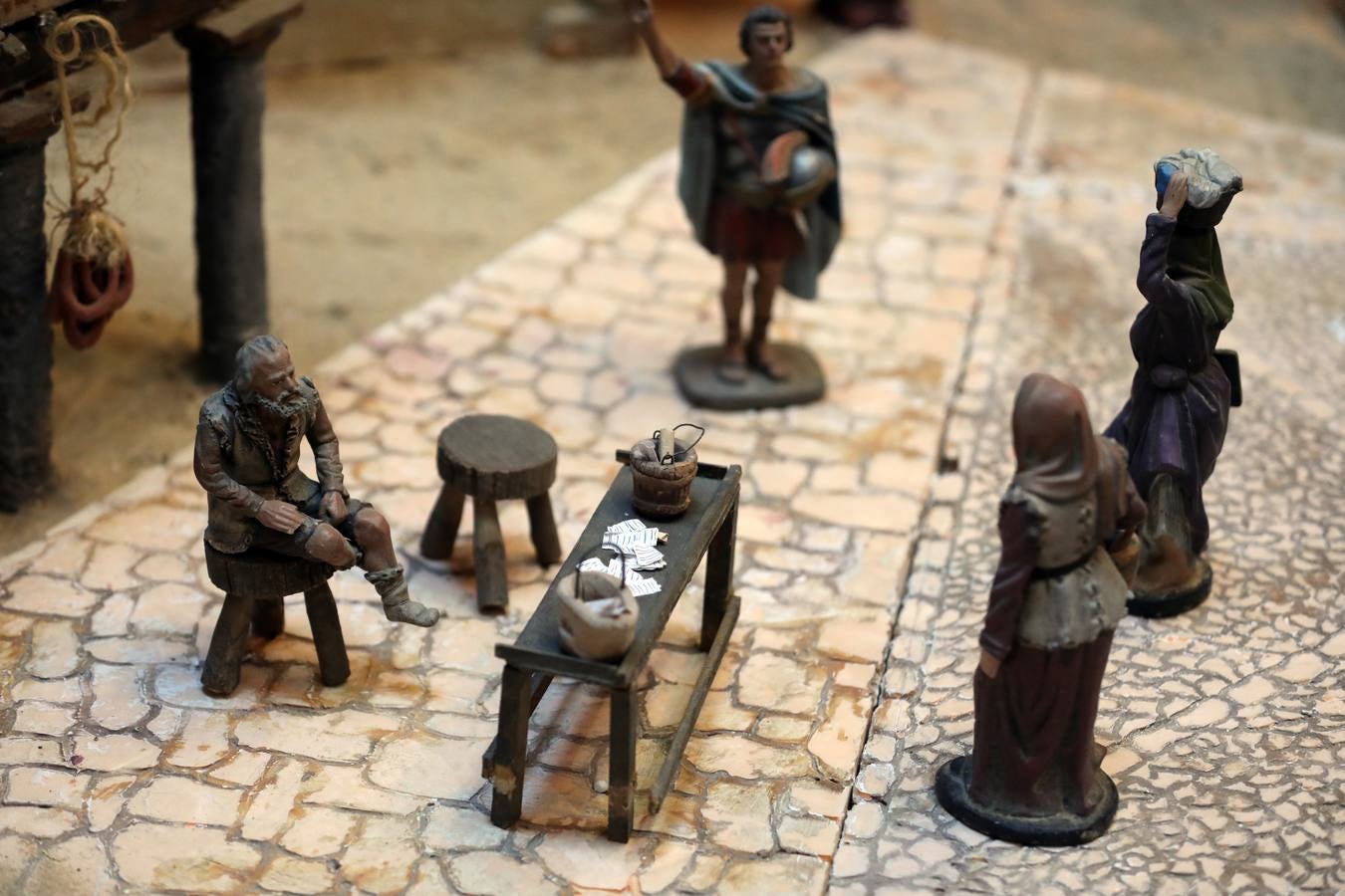 Fotos: El Belén municipal de Mérida ocupa 140 metros y tiene 240 figuras