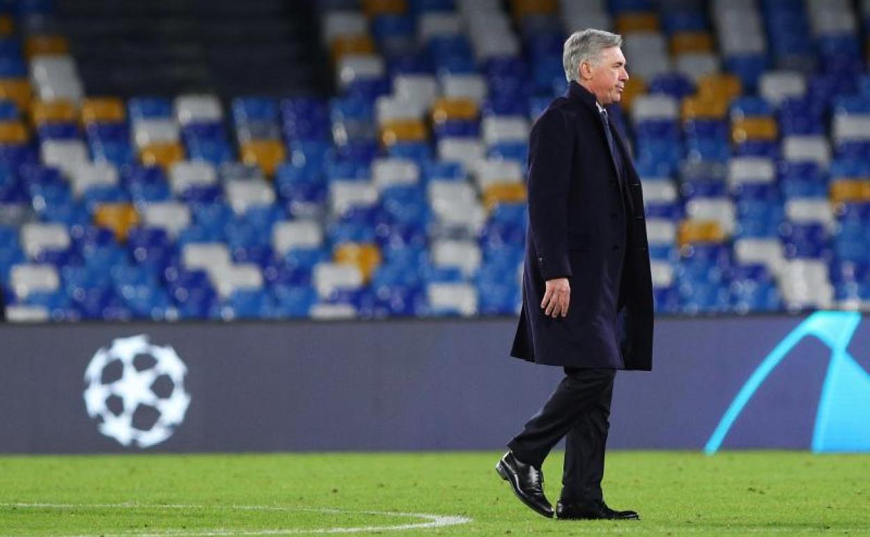 Carlo Ancelotti, destituido como entrenador del Nápoles