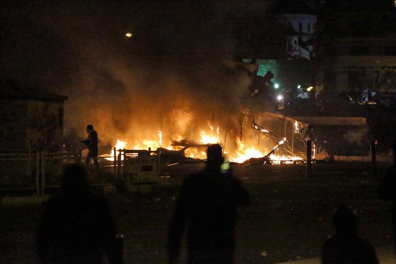 Fotos: Enfrentamientos entre policías y manifestantes en Beirut