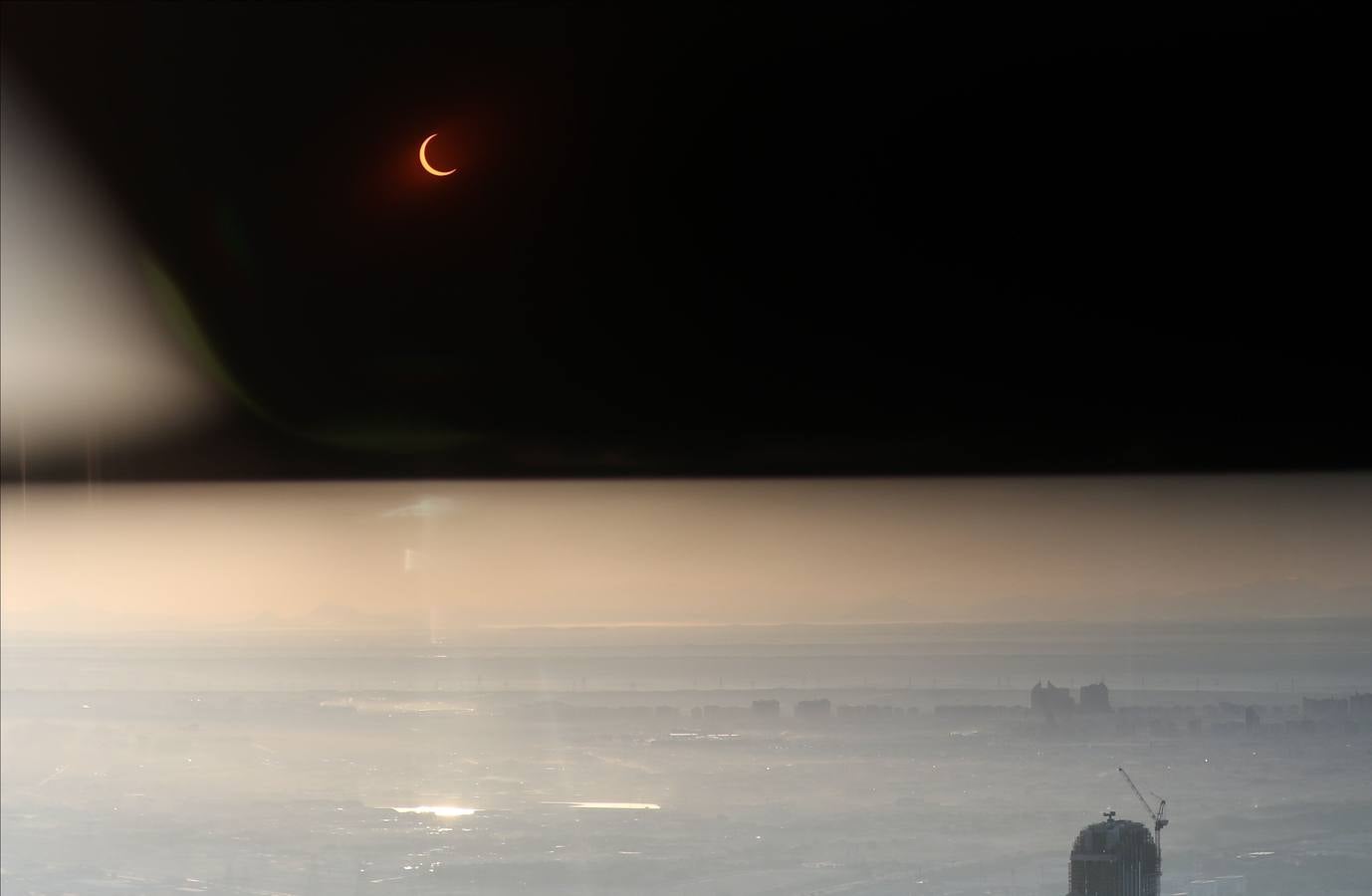 Fotos: Eclipse solar en los Emiratos Arabes Unidos