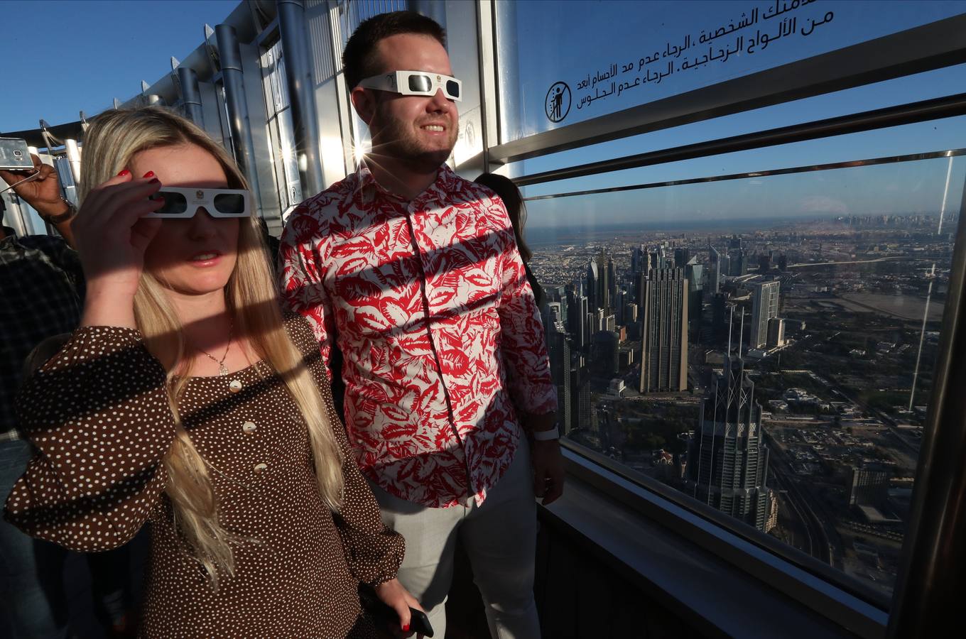 Fotos: Eclipse solar en los Emiratos Arabes Unidos