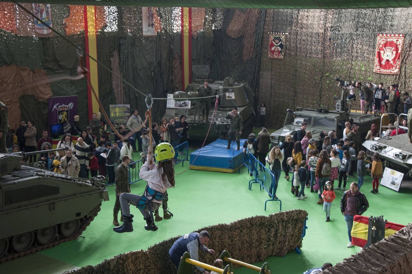 Fotos: La feria de la juventud Iberocio de Badajoz llega con novedades como un área de voluntariado o un pasaje del terror