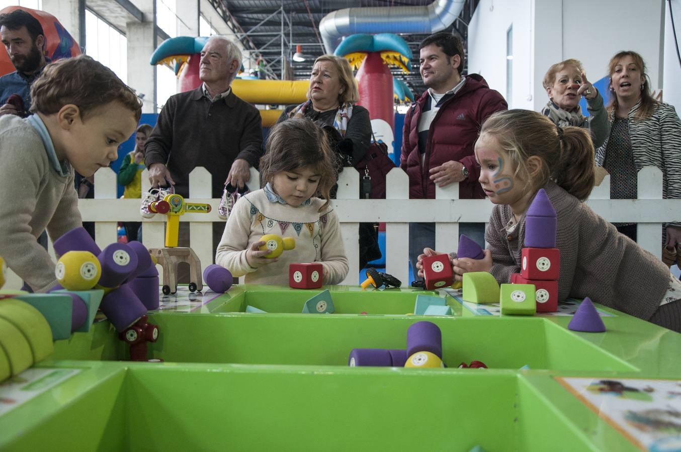 Fotos: La feria de la juventud Iberocio de Badajoz llega con novedades como un área de voluntariado o un pasaje del terror