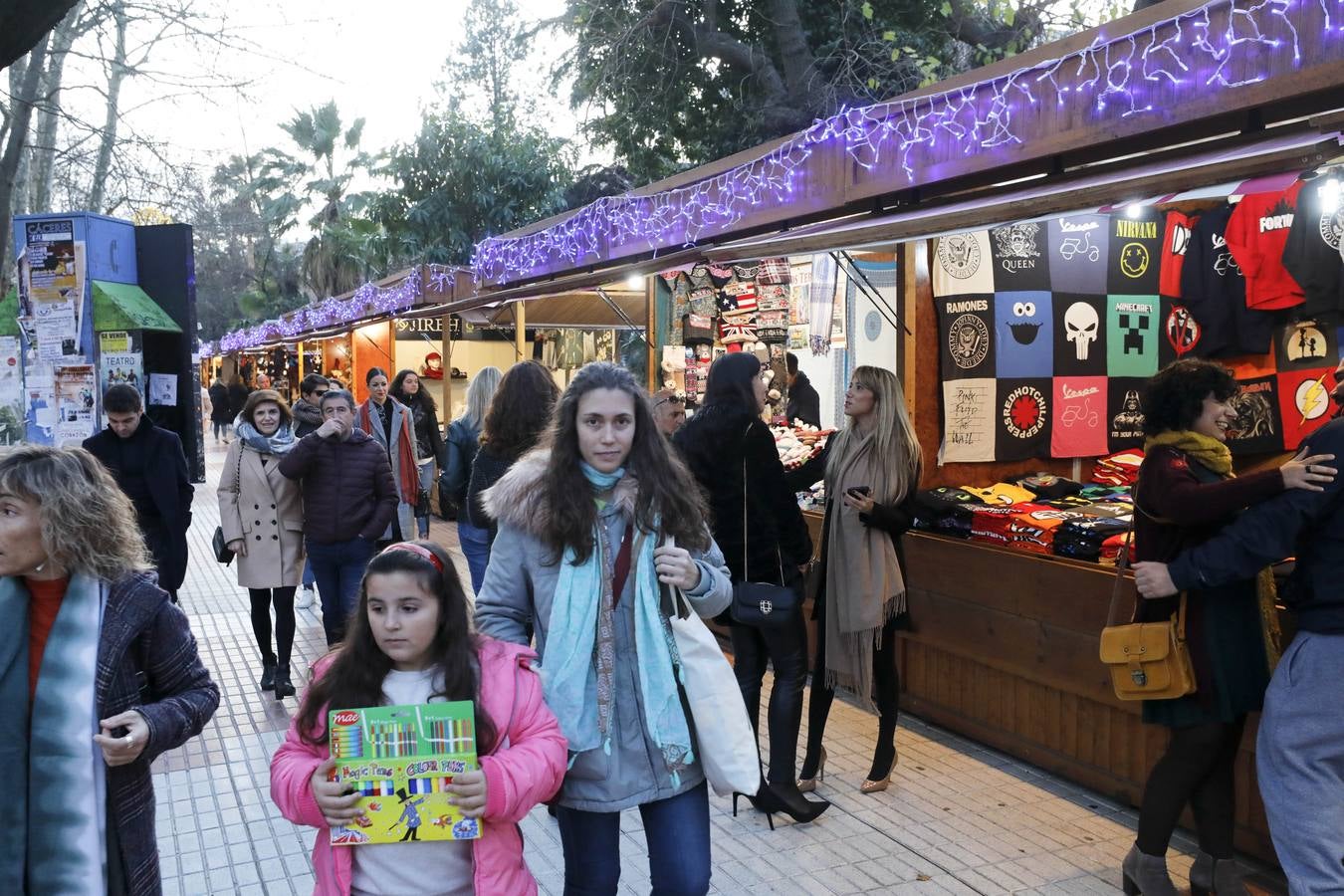 Fotos: El mercadillo navideño de Cánovas