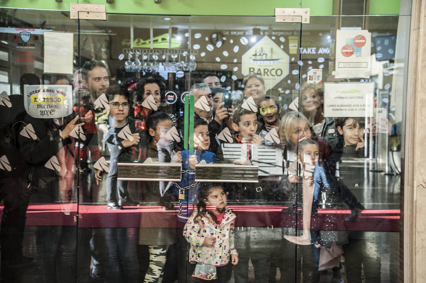 Fotos: Los Reyes Magos llenan de ilusión Badajoz