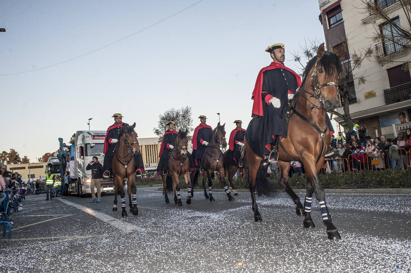 Fotos: Los Reyes Magos llenan de ilusión Badajoz