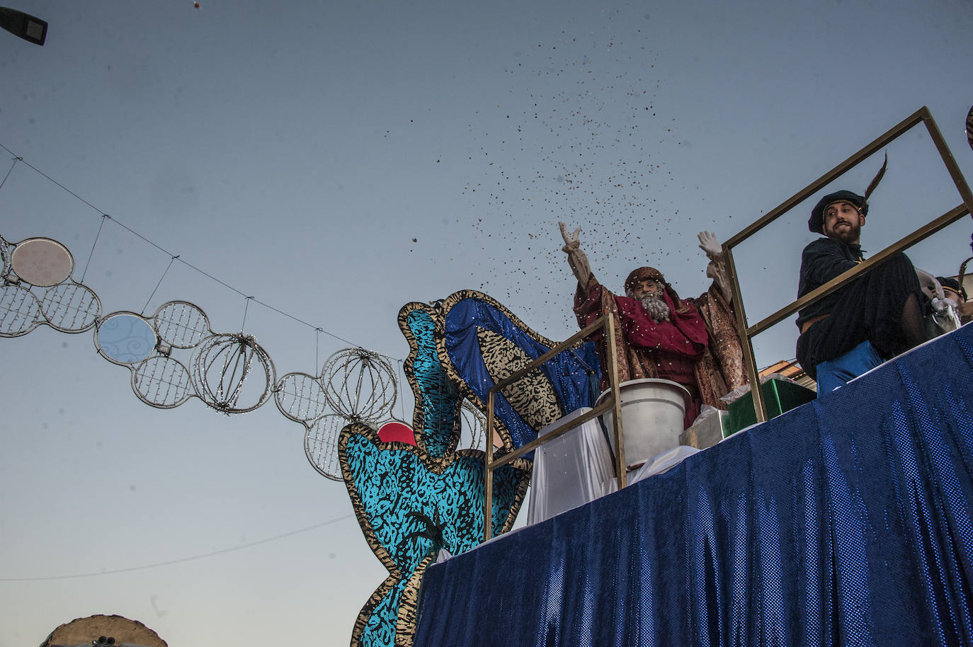 Fotos: Los Reyes Magos llenan de ilusión Badajoz