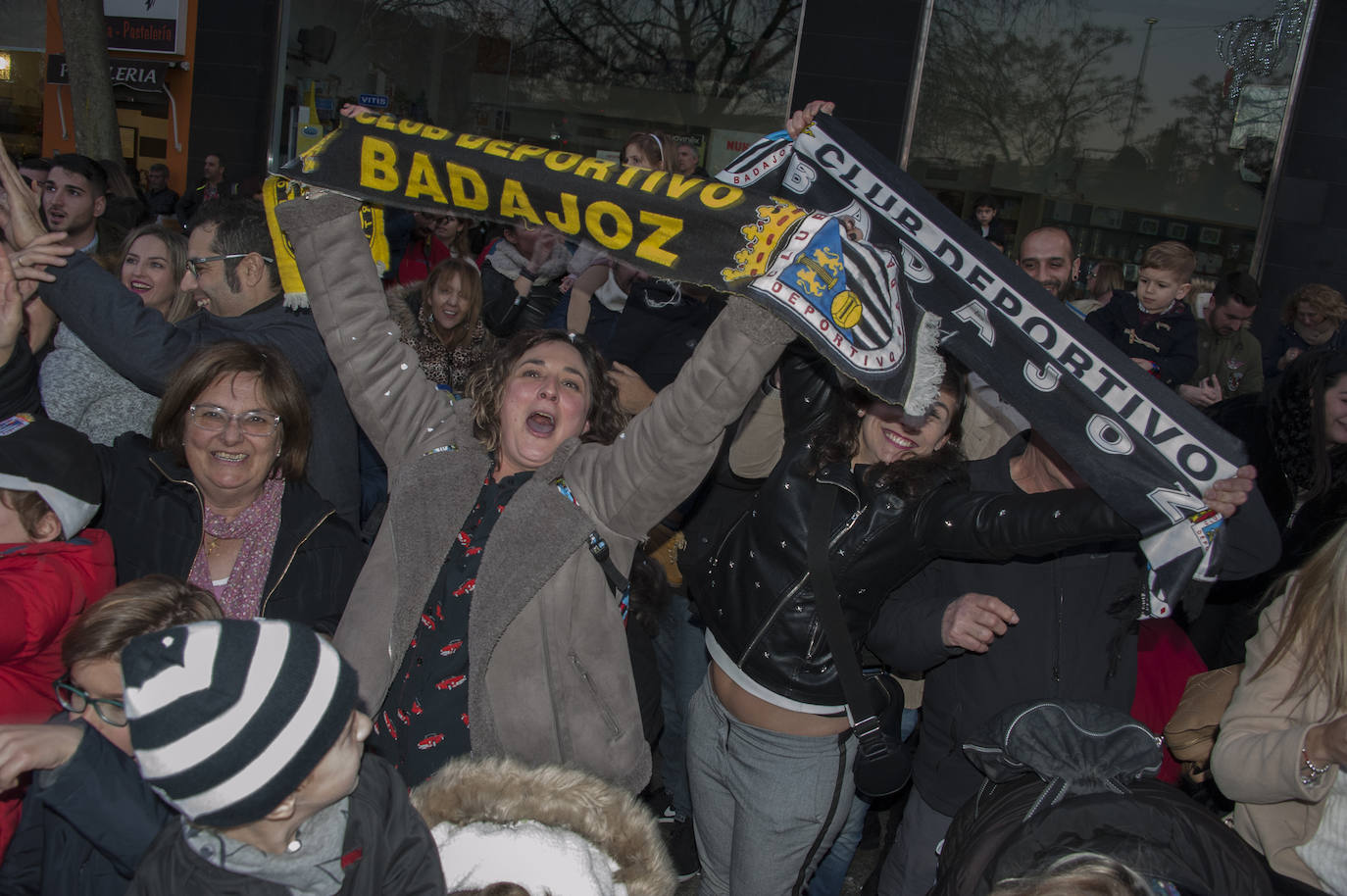 Fotos: Los Reyes Magos llenan de ilusión Badajoz