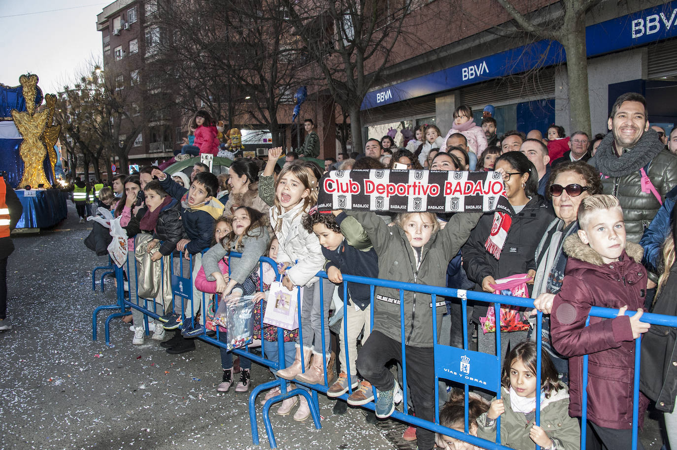 Fotos: Los Reyes Magos llenan de ilusión Badajoz