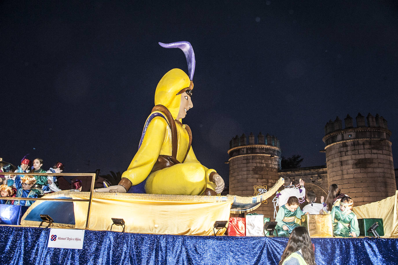 Fotos: Los Reyes Magos llenan de ilusión Badajoz