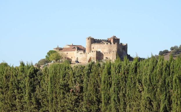 Castillo de Piedrabuena en Sanvicente de Alcántara. 