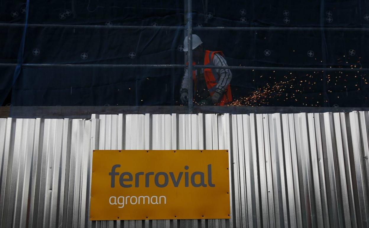 Trabajador de Ferrovial en Madrid. 