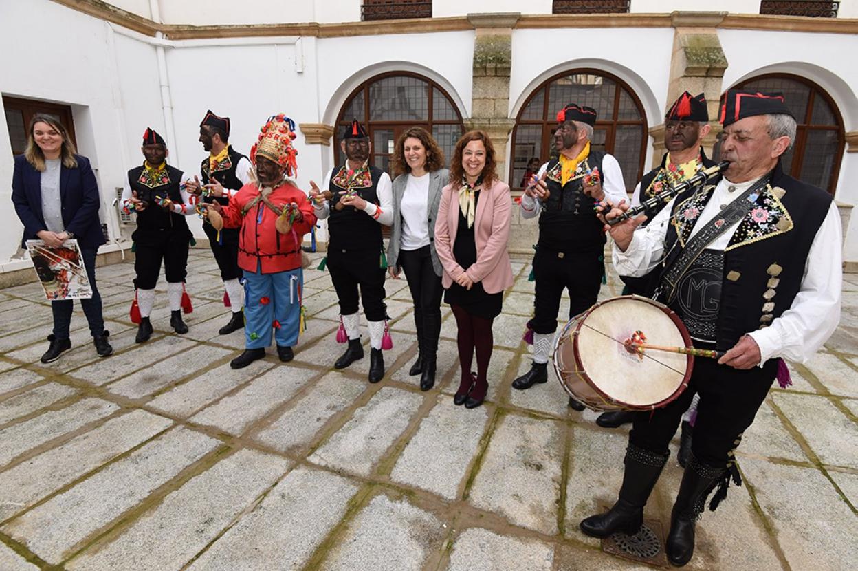 Presentación ayer en Cáceres de esta festividad. :: hoy