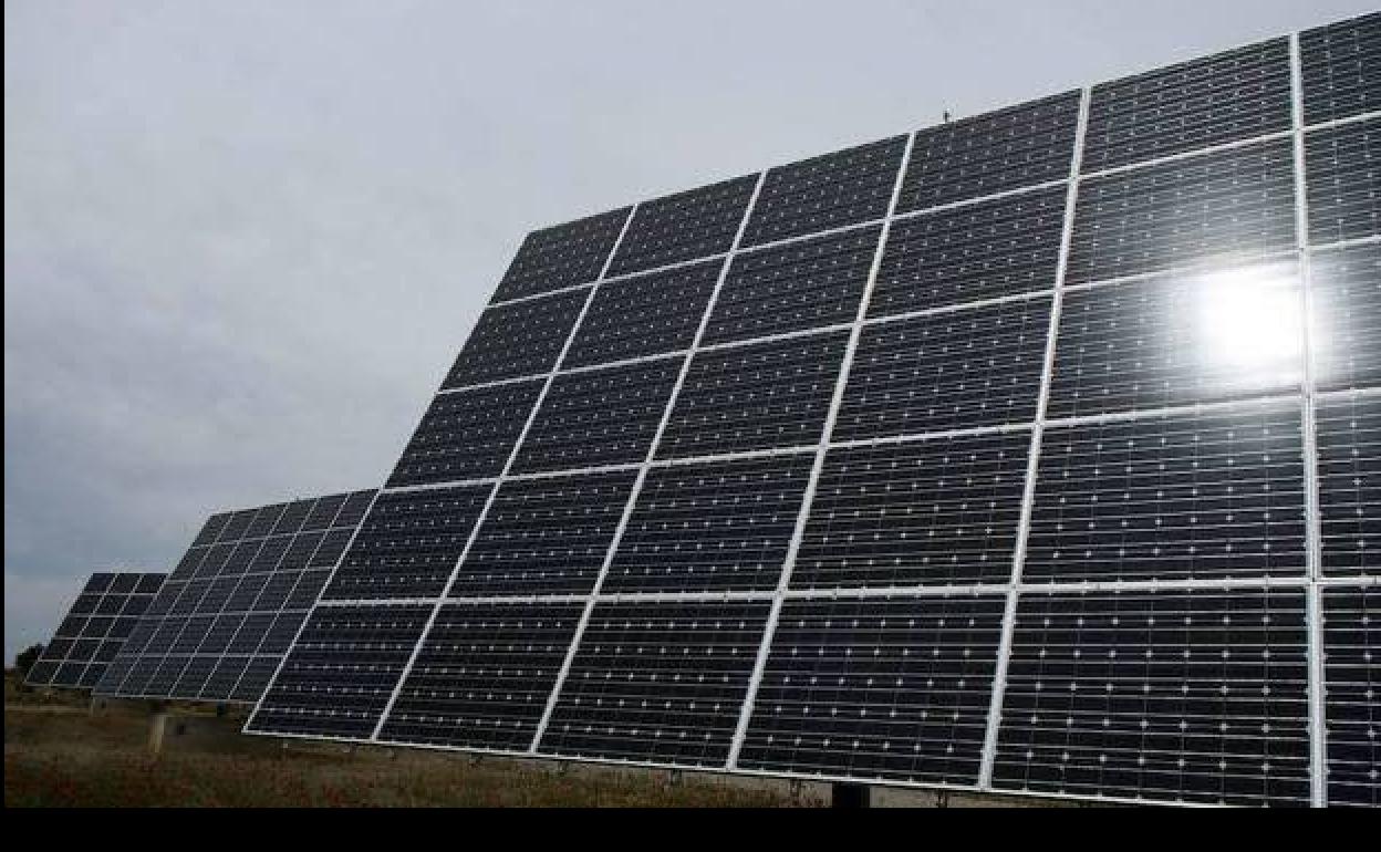 Enel invertirá 90 millones de euros en otras tres plantas fotovoltaicas en la provincia de Enel invertirá 90 millones de euros en otras tres plantas fotovoltaicas en la provincia de