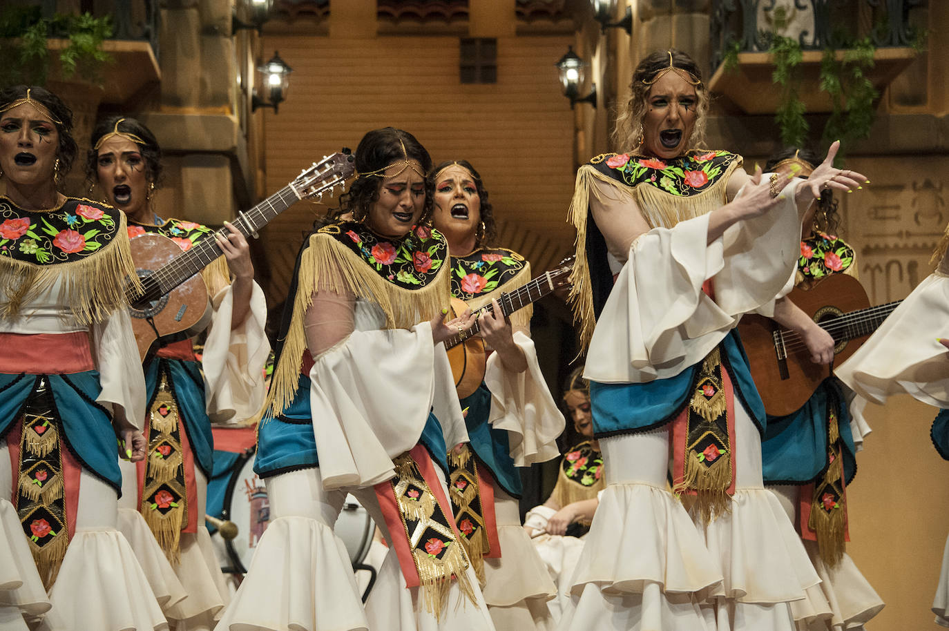 Fotos: Viernes de preliminares en el concurso de murgas de Badajoz