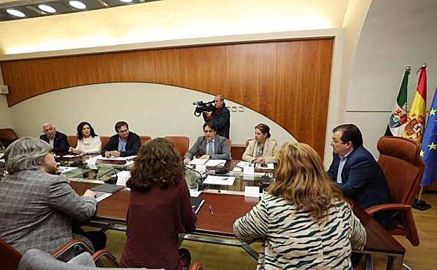 Comisión de seguimiento del coronavirus y coordinación de distintas administraciones. 