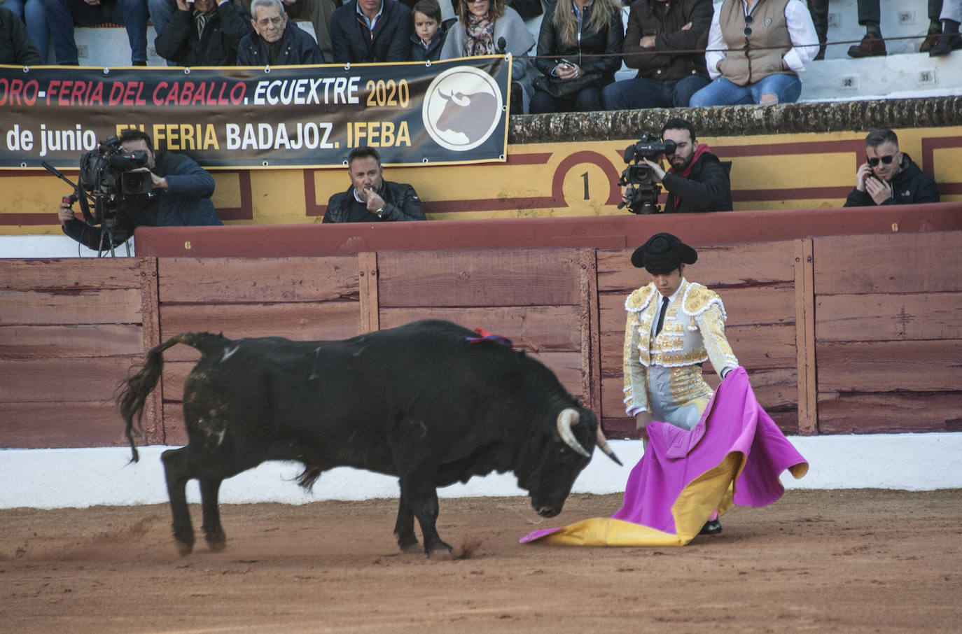 Fotos: Novillada, primera de abono de la Feria de Olivenza