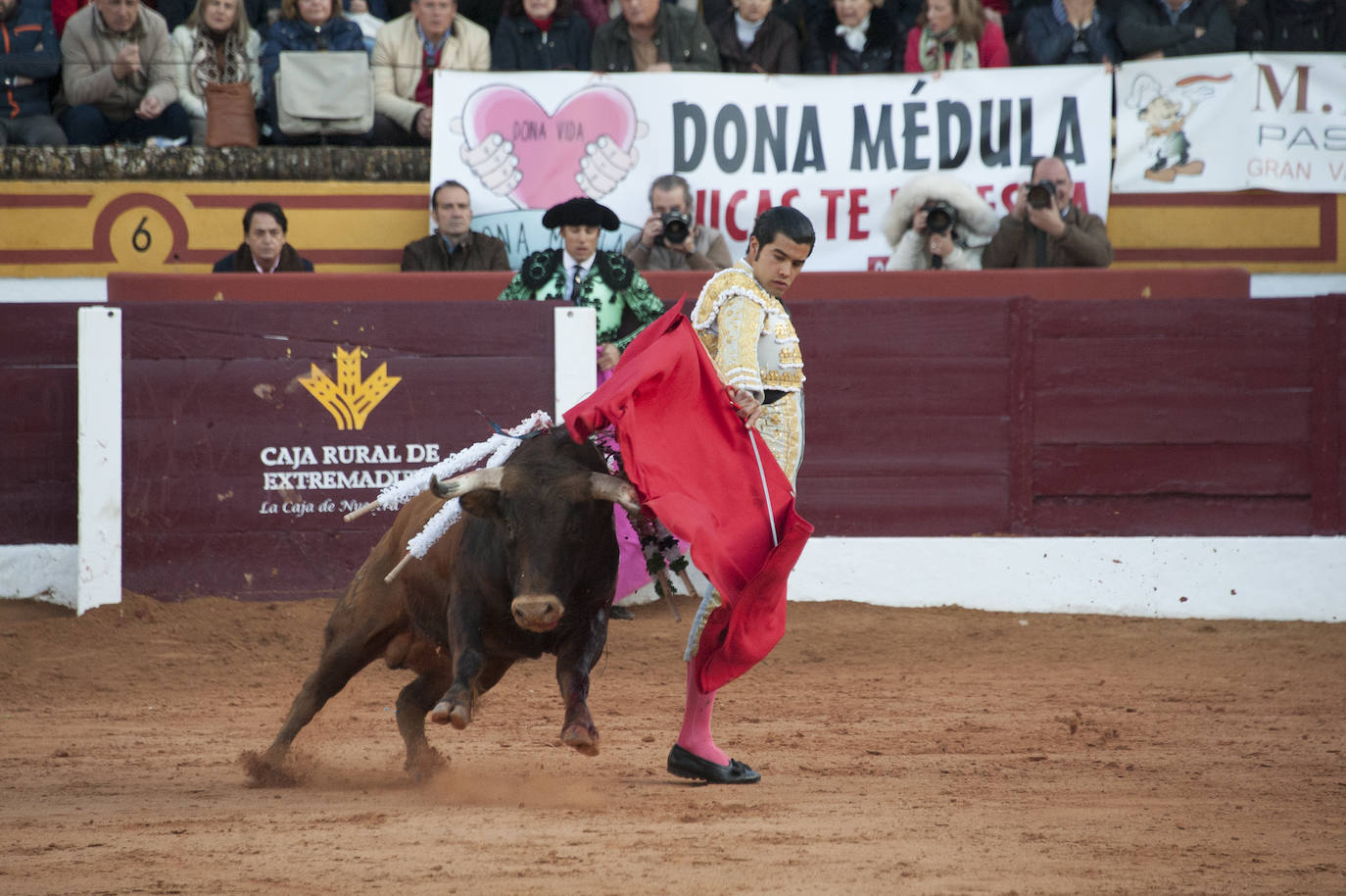 Fotos: Novillada, primera de abono de la Feria de Olivenza