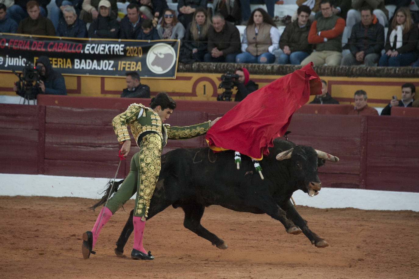 Fotos: Novillada, primera de abono de la Feria de Olivenza