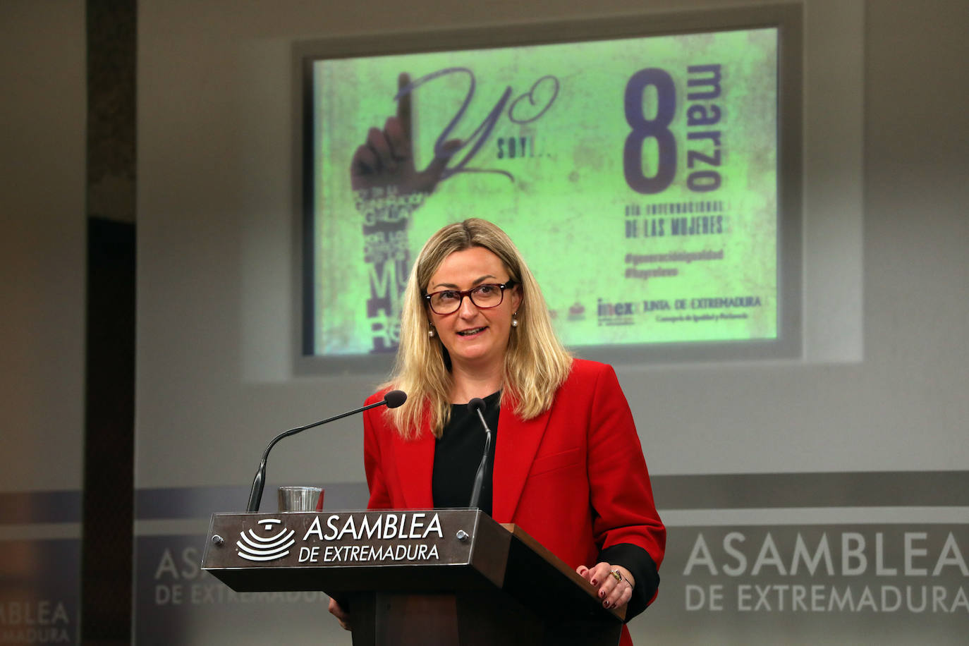 Fotos: La Asamblea defiende la responsabilidad de «caminar juntas y juntos»