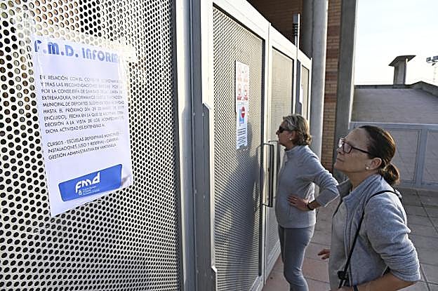 Los ayuntamientos paralizan todas sus actividades culturales y deportivas