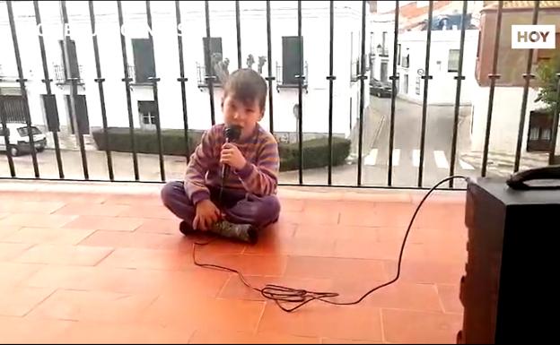 Cantando en el balcón